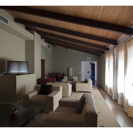 Posada La Casona De Valbuena Valbuena De Duero Esterno foto
