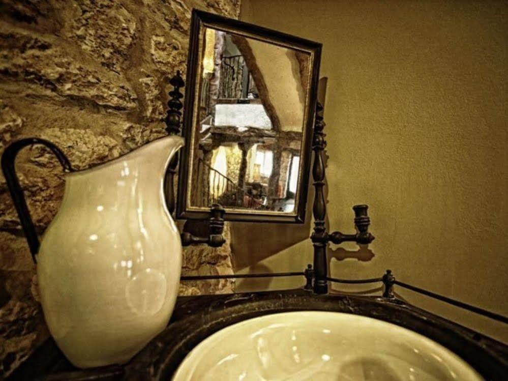 Posada La Casona De Valbuena Valbuena De Duero Esterno foto