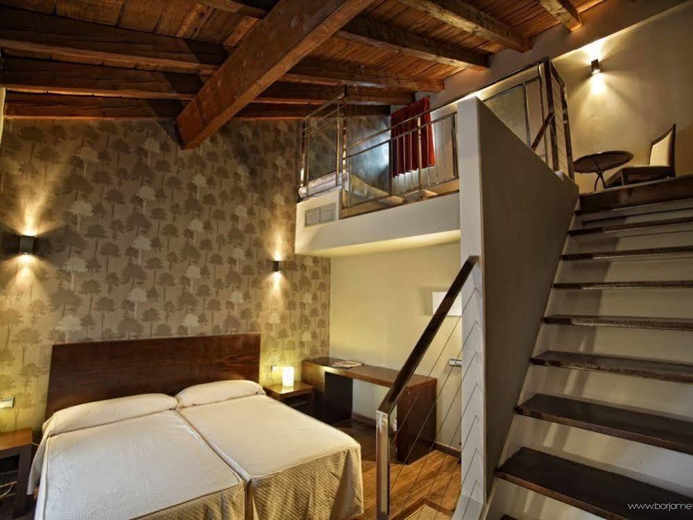 Posada La Casona De Valbuena Valbuena De Duero Esterno foto