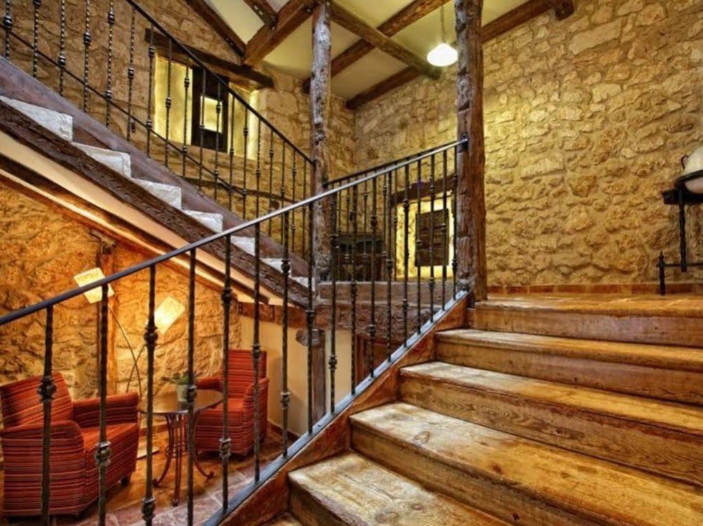 Posada La Casona De Valbuena Valbuena De Duero Esterno foto